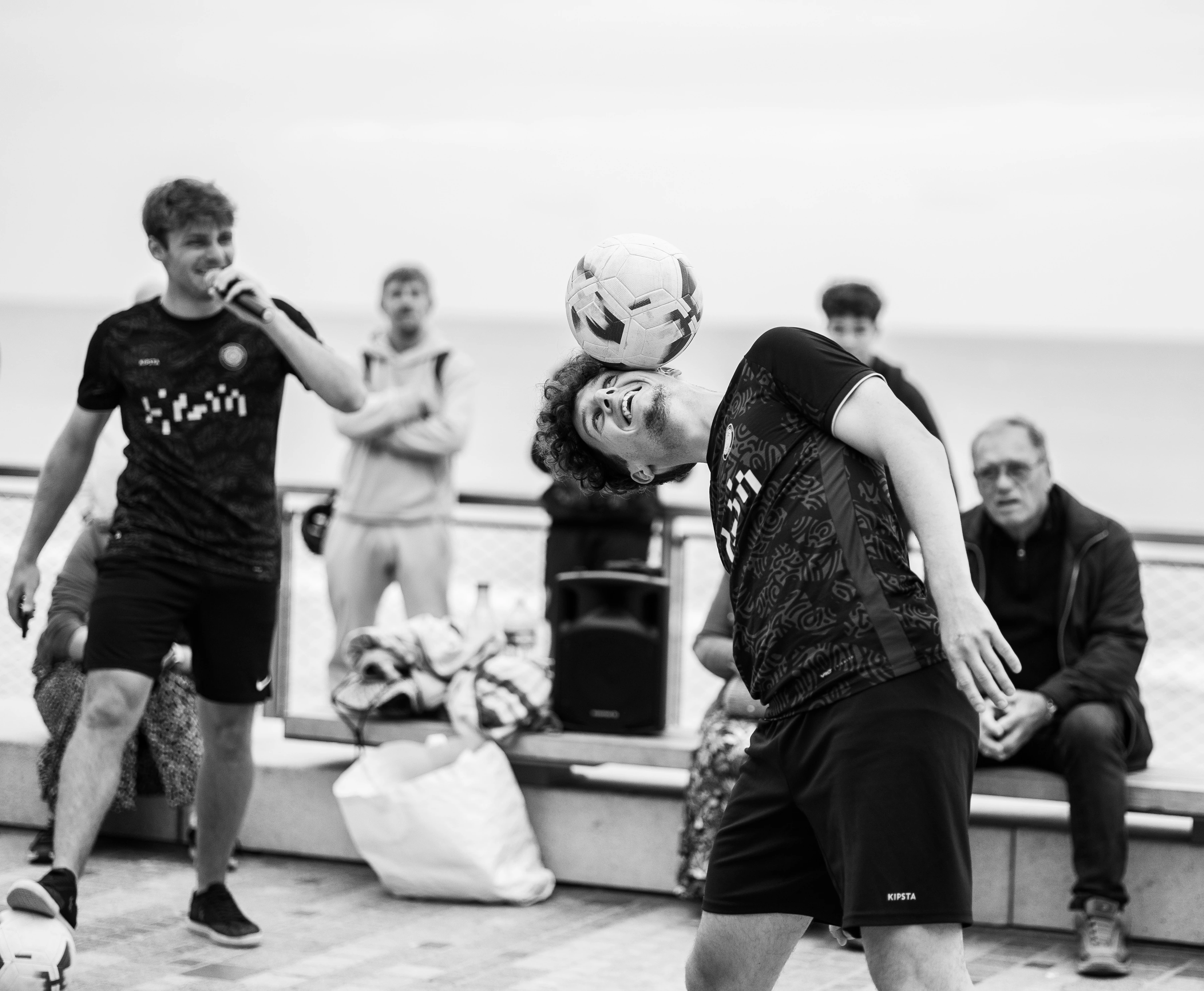 Freestyle football lors d’une animation en extérieur